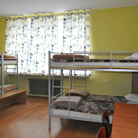Hostel Schronisko Młodzieżowe Oleandry *