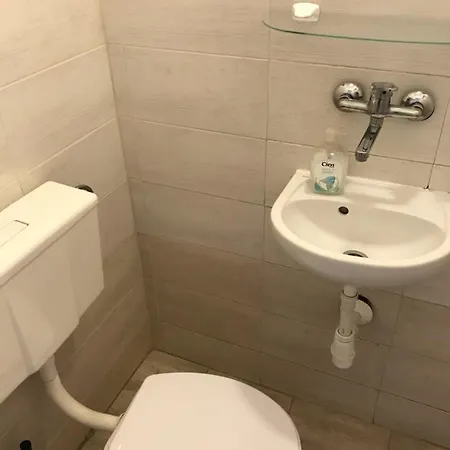 Hostel Schronisko Mlodziezowe Oleandry Krakow