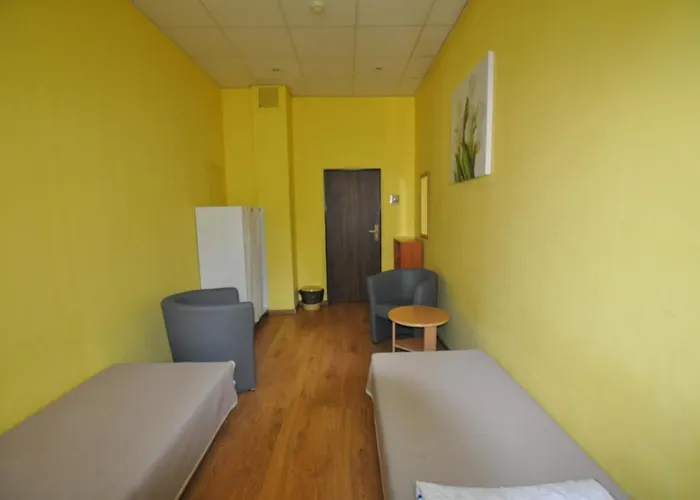 Hostel Schronisko Mlodziezowe Oleandry *