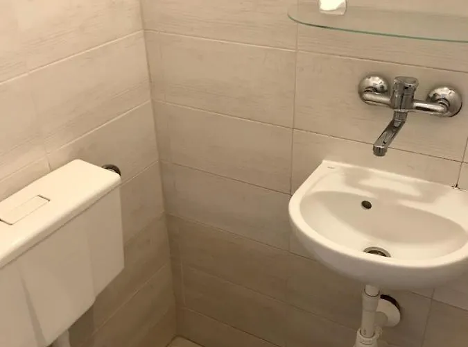 Schronisko Mlodziezowe Oleandry