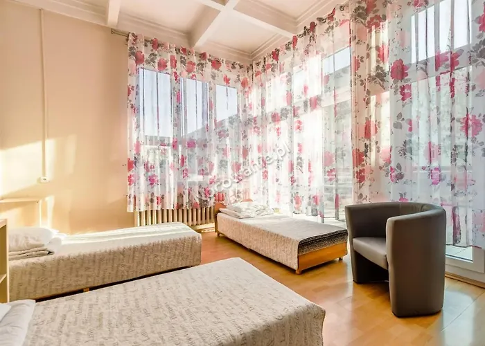 Schronisko Mlodziezowe Oleandry Hostel *