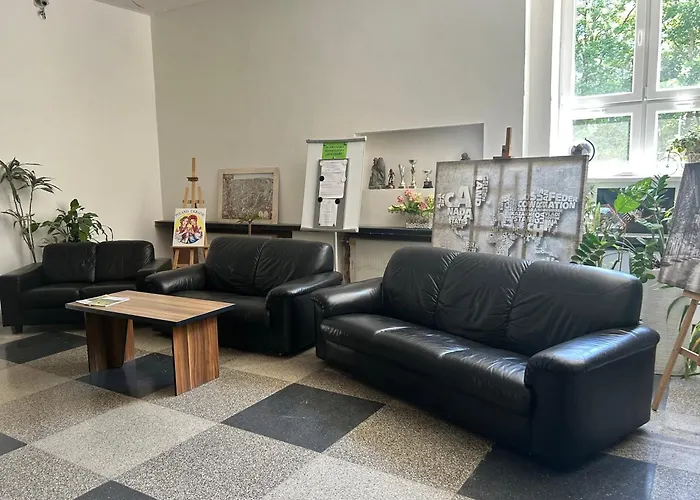 Schronisko Mlodziezowe Oleandry